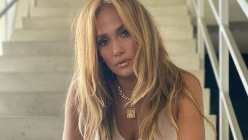 Are Jennifer Lopez and Alex Rodriguez Split Apart?